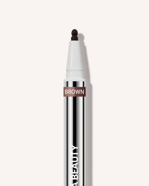 Dual Lip Stain Brown, nærbillede af spidsen #brown